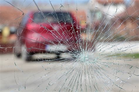 How Much To Repair Cracked Windshield