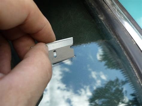 How To Repair Chip İn Windscreen