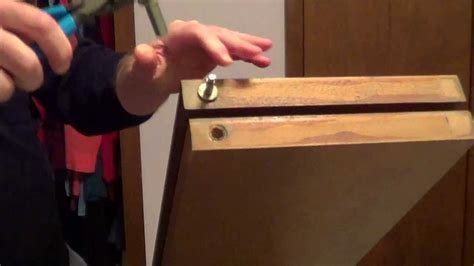 How To Repair Closet Doors